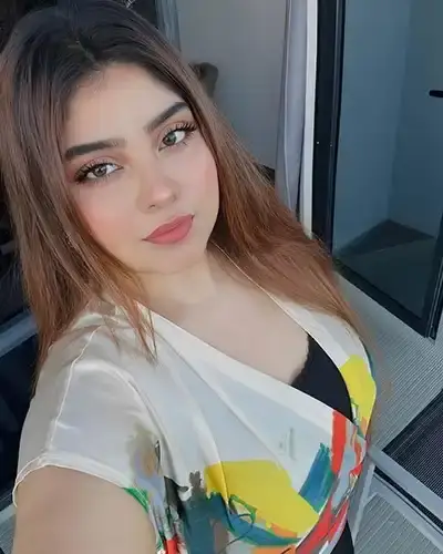 Call Girl Balasinor