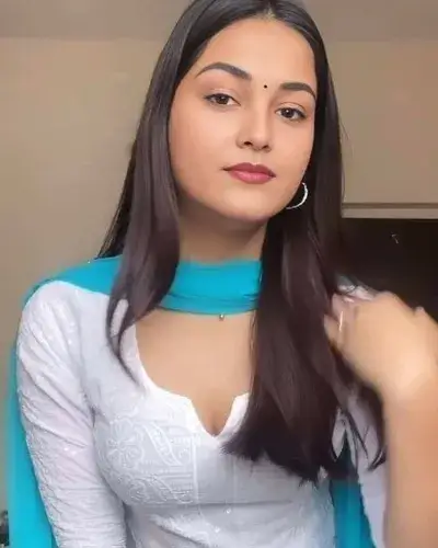 Escort In Balasinor
